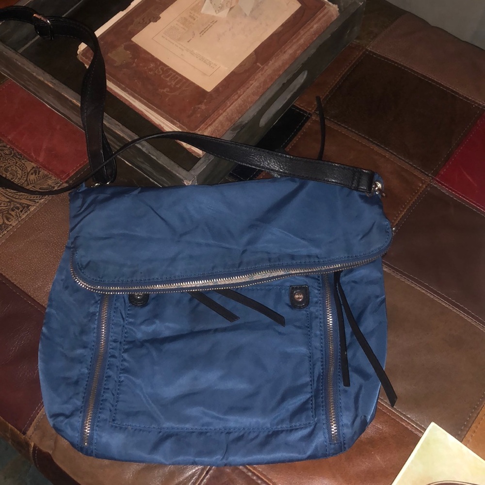 Co-Lab crossover bag